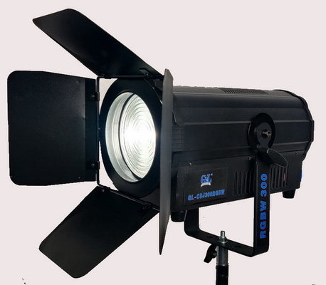 Γενική σύνδεση RGBW 300W Φρένελ Spot Light (Φρένελ Λινς) προμηθευτής