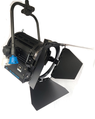 ΓΕΝΕΡΑΛΙΝΚ 100W LED Φρένελ Βίντεο Φως υψηλό CRI Φως Φρένελ Βόλφστουμ με ζυγό που λειτουργεί με πόλο προμηθευτής
