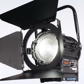 Υψηλή έξοδος φωτός 200W LED Fresnel Light Daylight μπαταρία τροφοδοτείται για φωτισμό κινηματογράφου και στούντιο ((πολικός ζυγός) προμηθευτής
