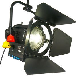 CRI 92 Φωτογραφία Φώτα 200W LED Φρέσνελ Φως Bi Χρώμα Χωρίς ανεμιστήρα για επαγγελματικό φωτισμό στούντιο ((Pole-Operated Yoke) προμηθευτής